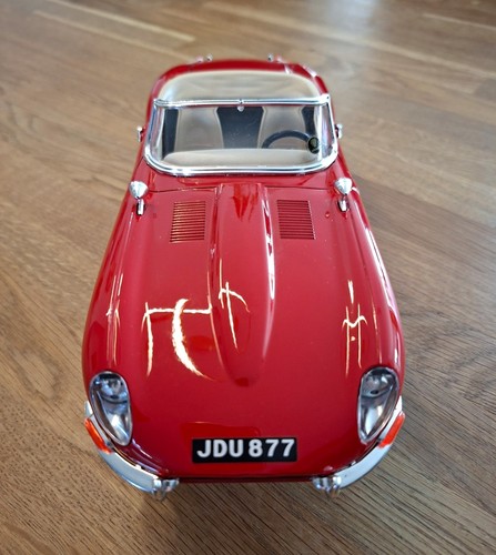 Burago jaguar 1961 cabrio - jaguar,